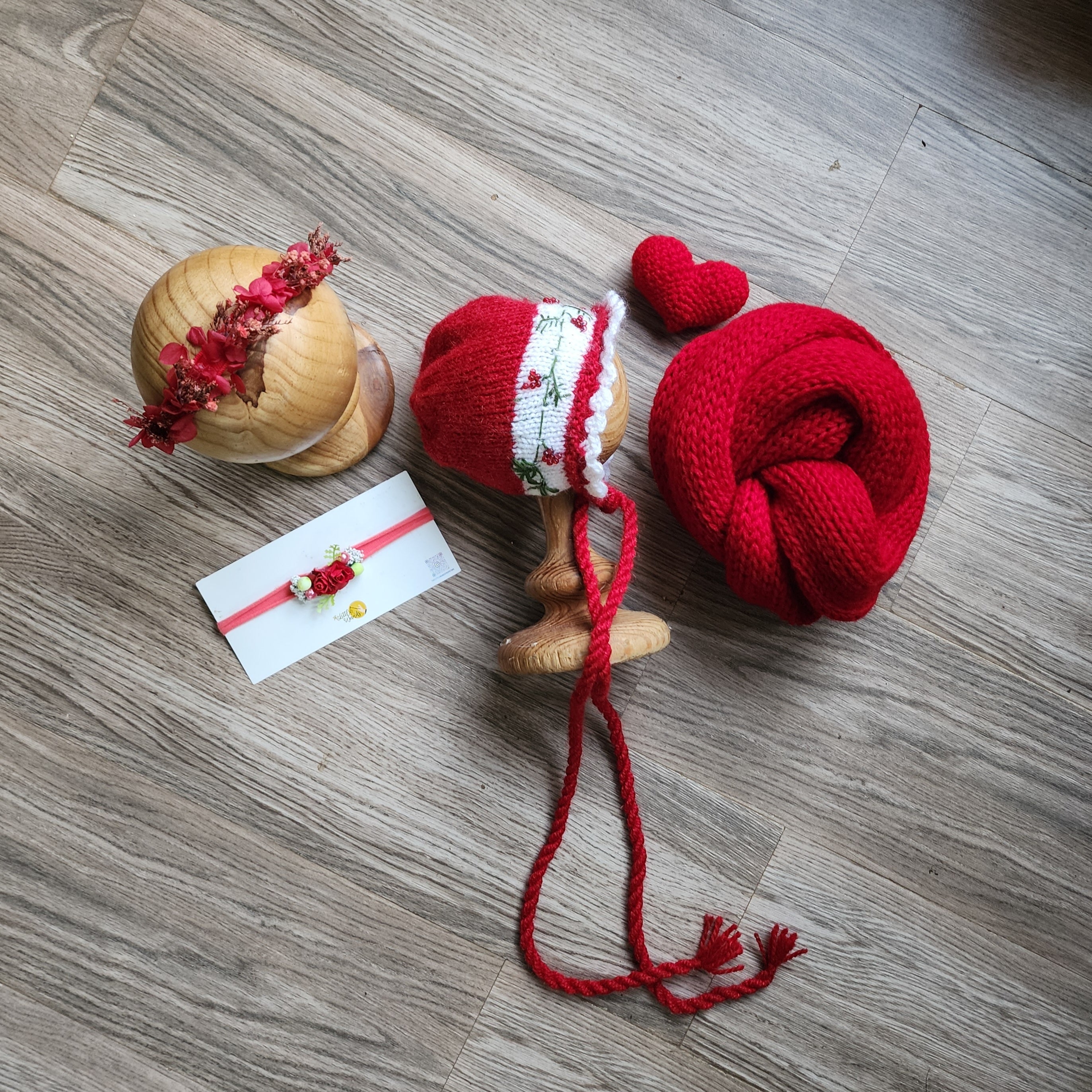 Knitted Wrap & Cap Set Type 3 - Embroidered