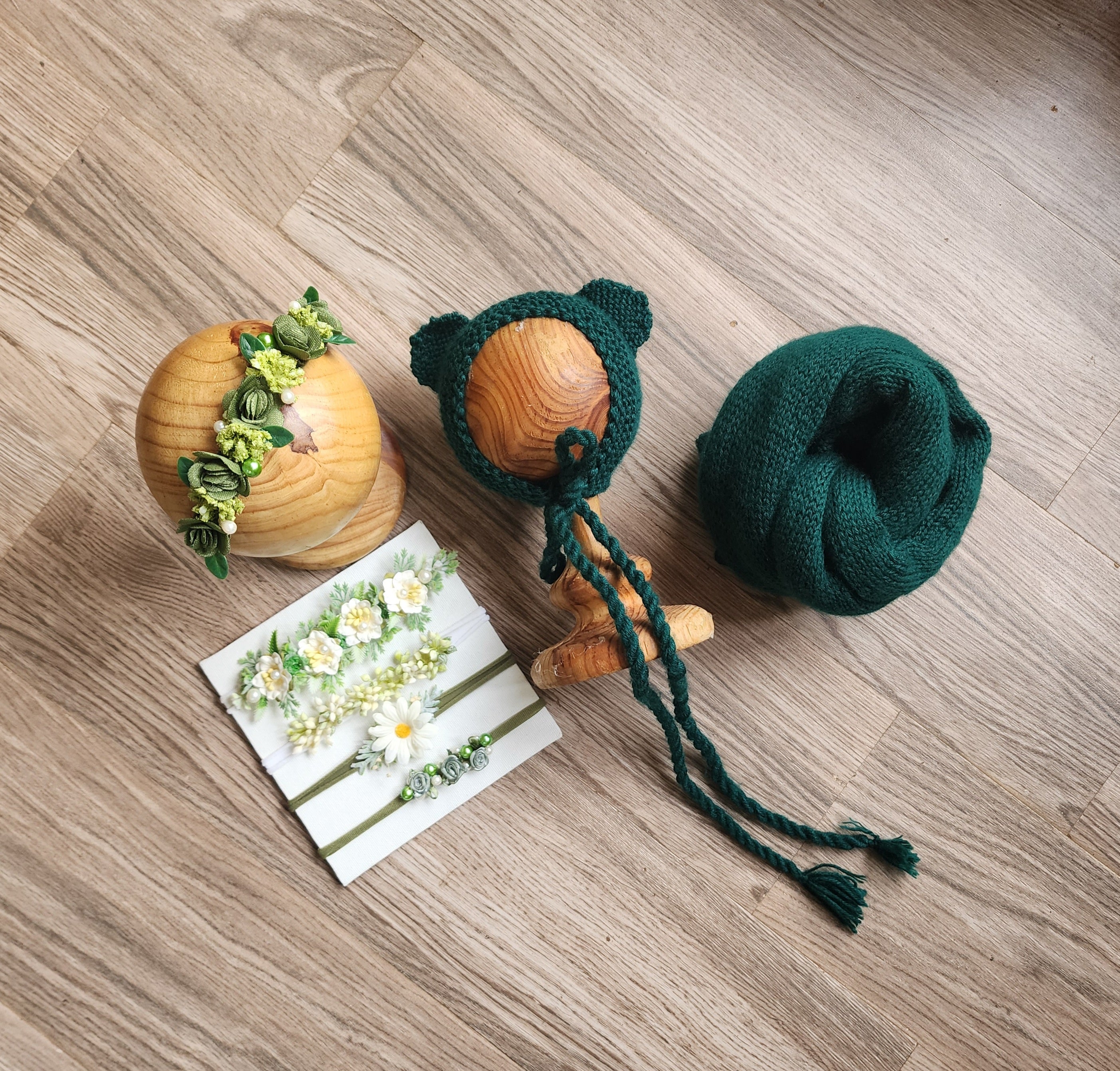 Knitted Wrap & Cap Set Type 2