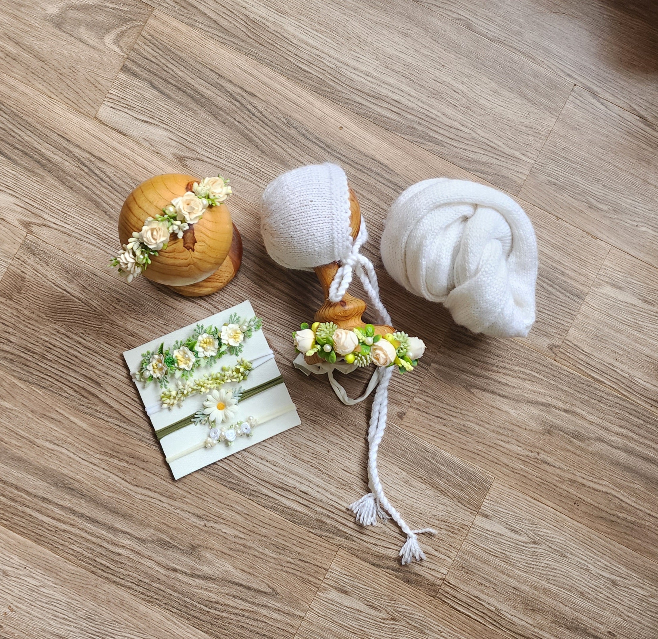 Knitted Wrap & Cap Set Type 2