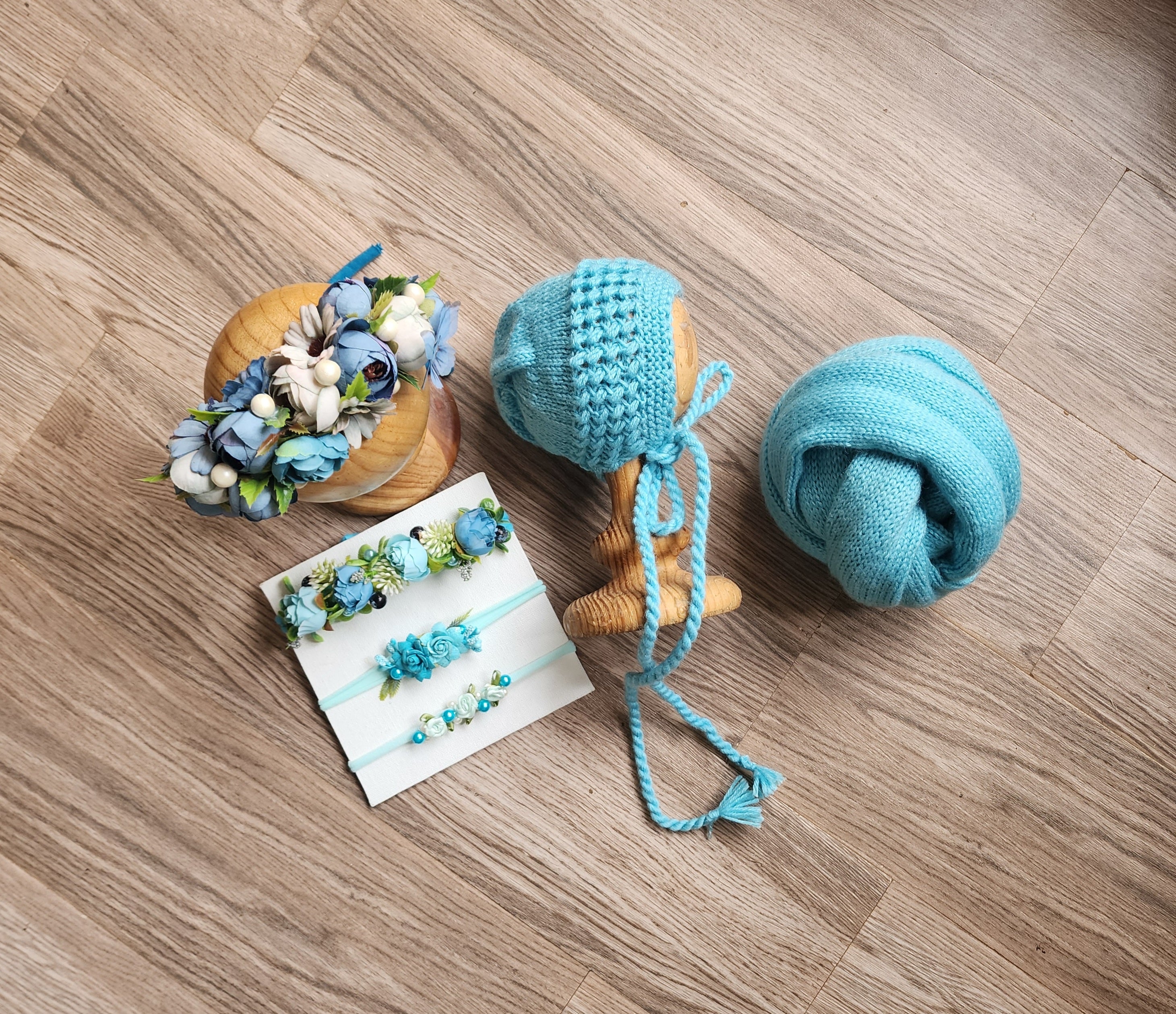 Knitted Wrap & Cap Set Type 2