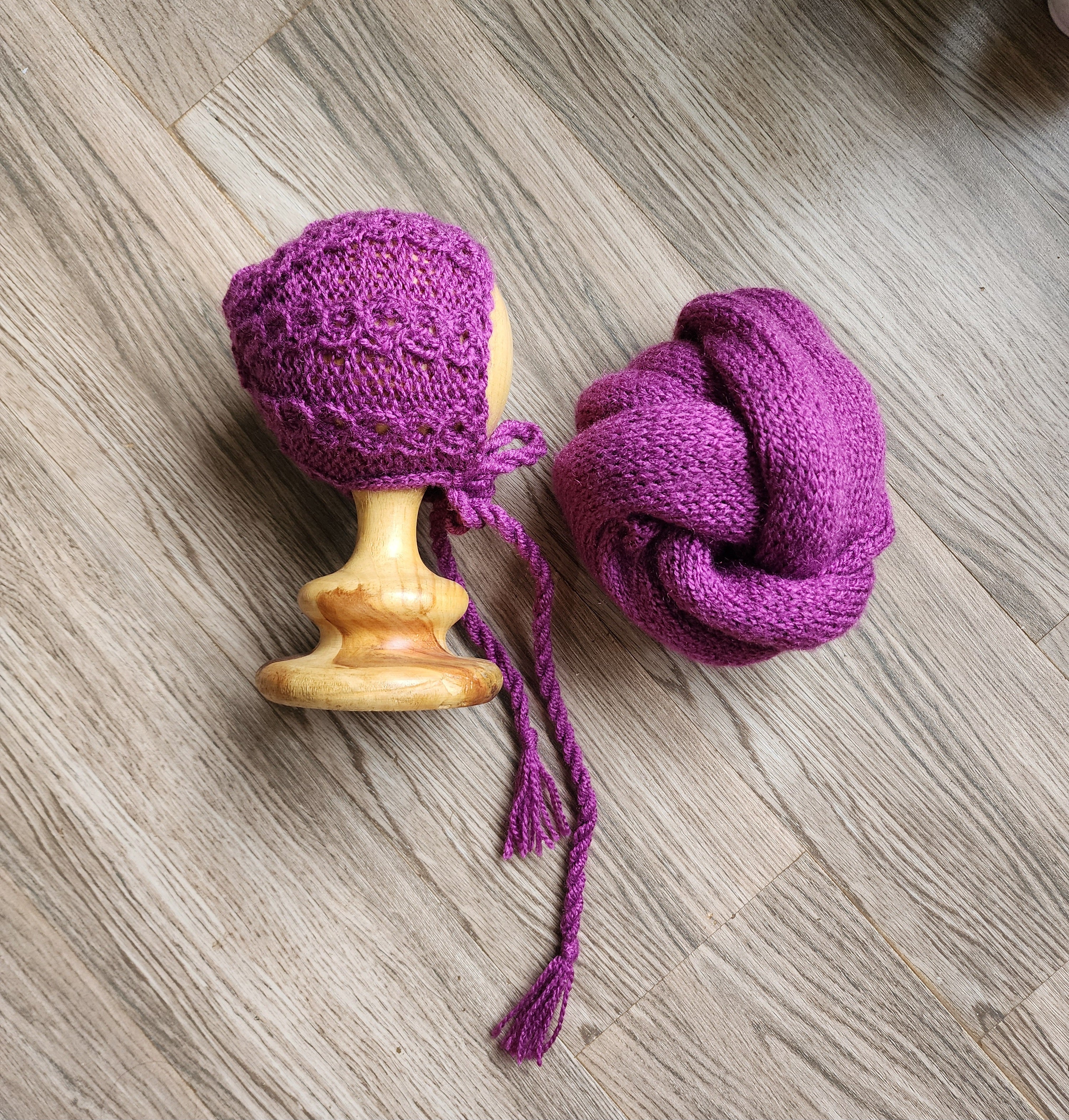 Knitted Wrap & Cap Set Type 4