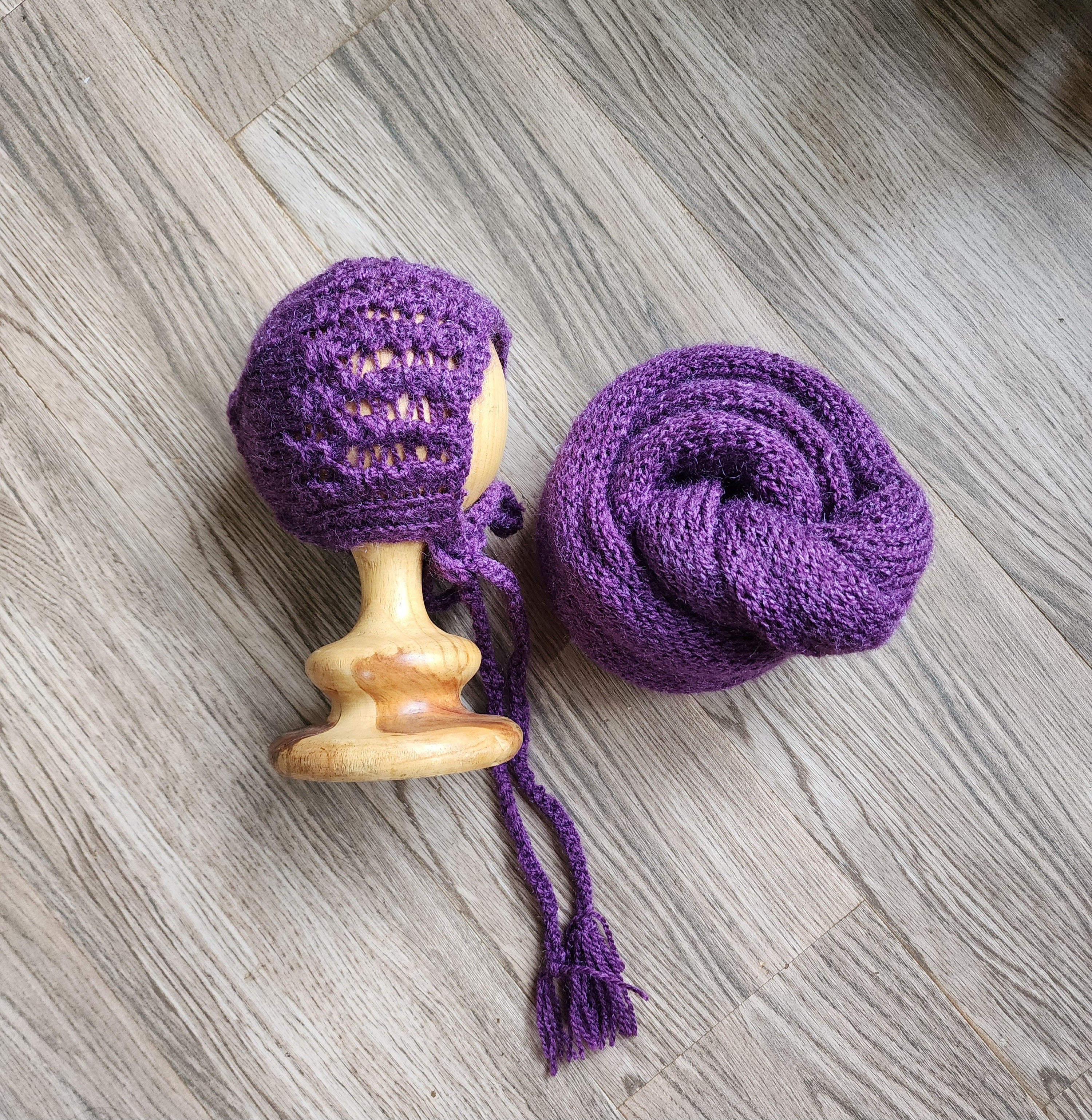 Knitted Wrap & Cap Set Type 4