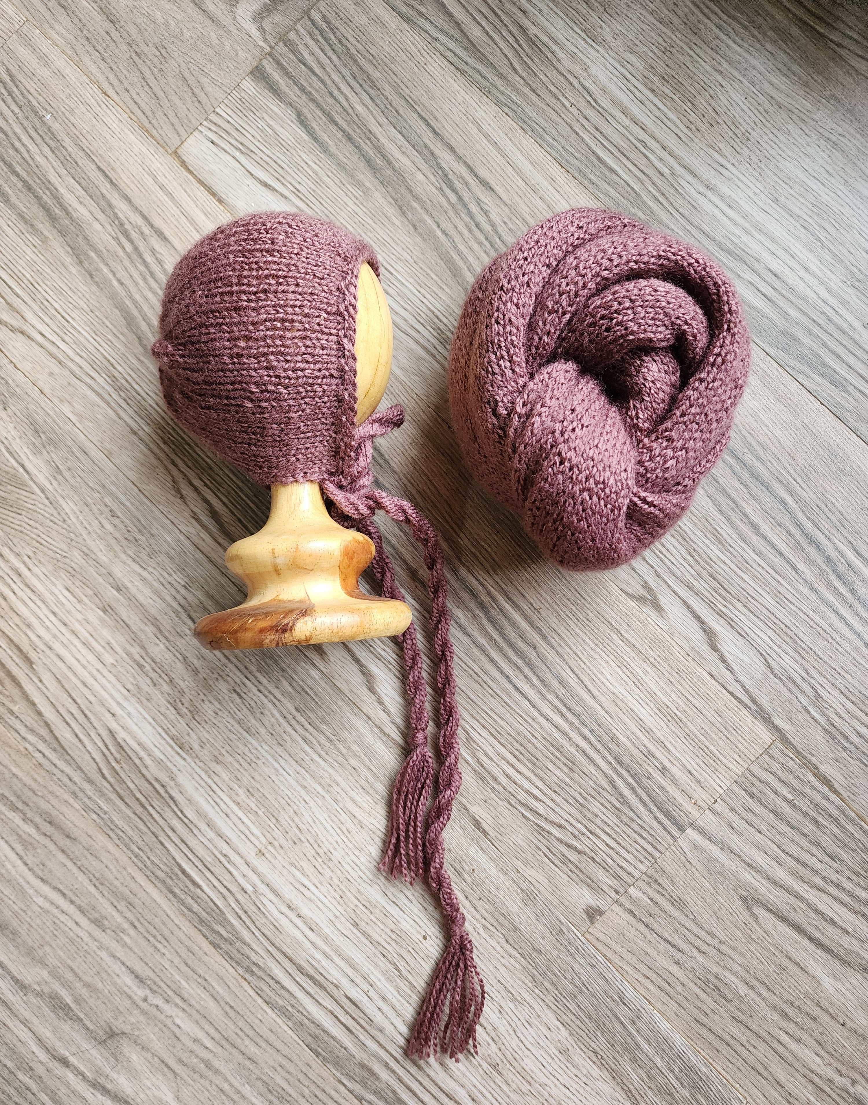 Knitted Wrap & Cap Set Type 4