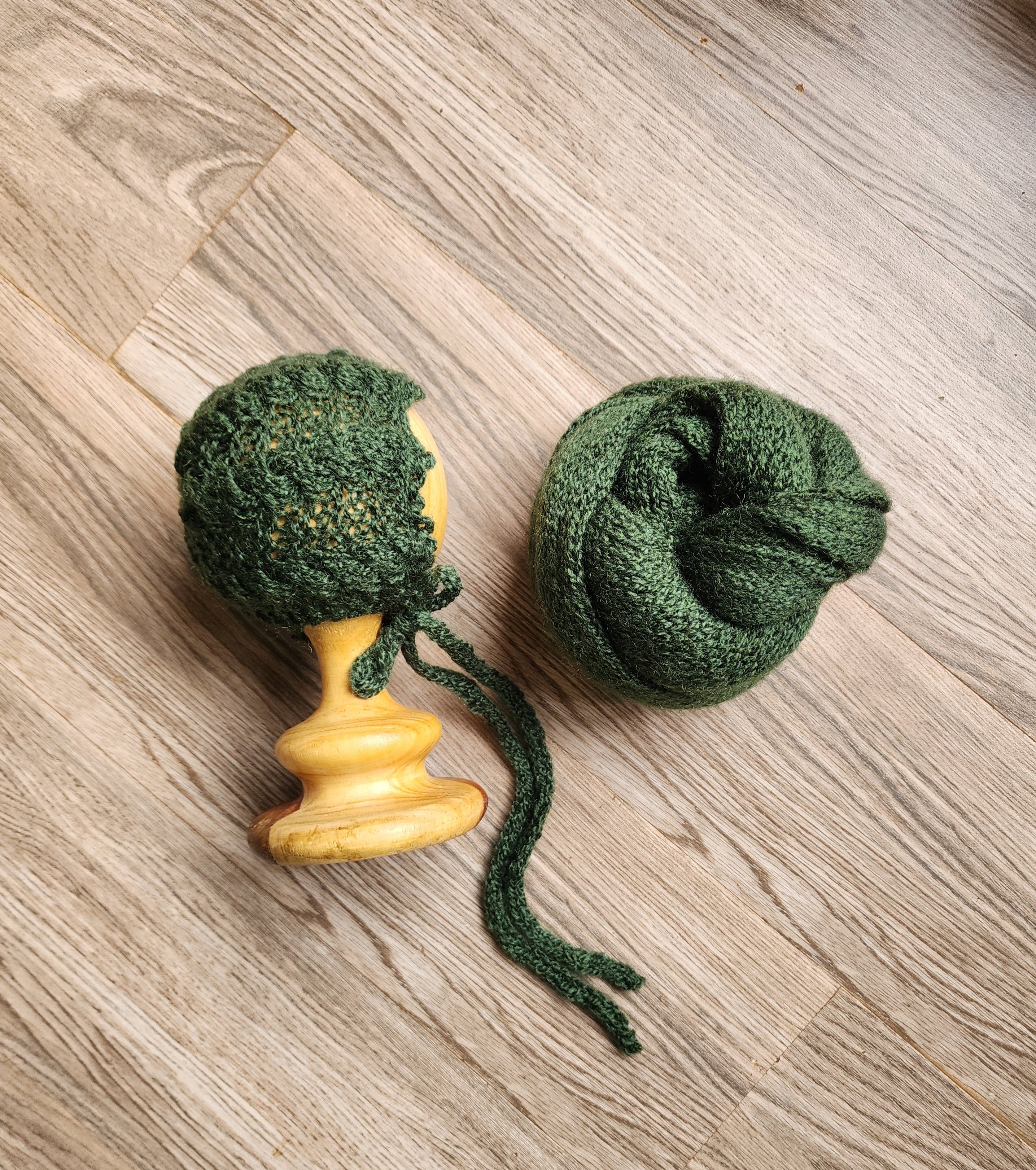 Knitted Wrap & Cap Set Type 4