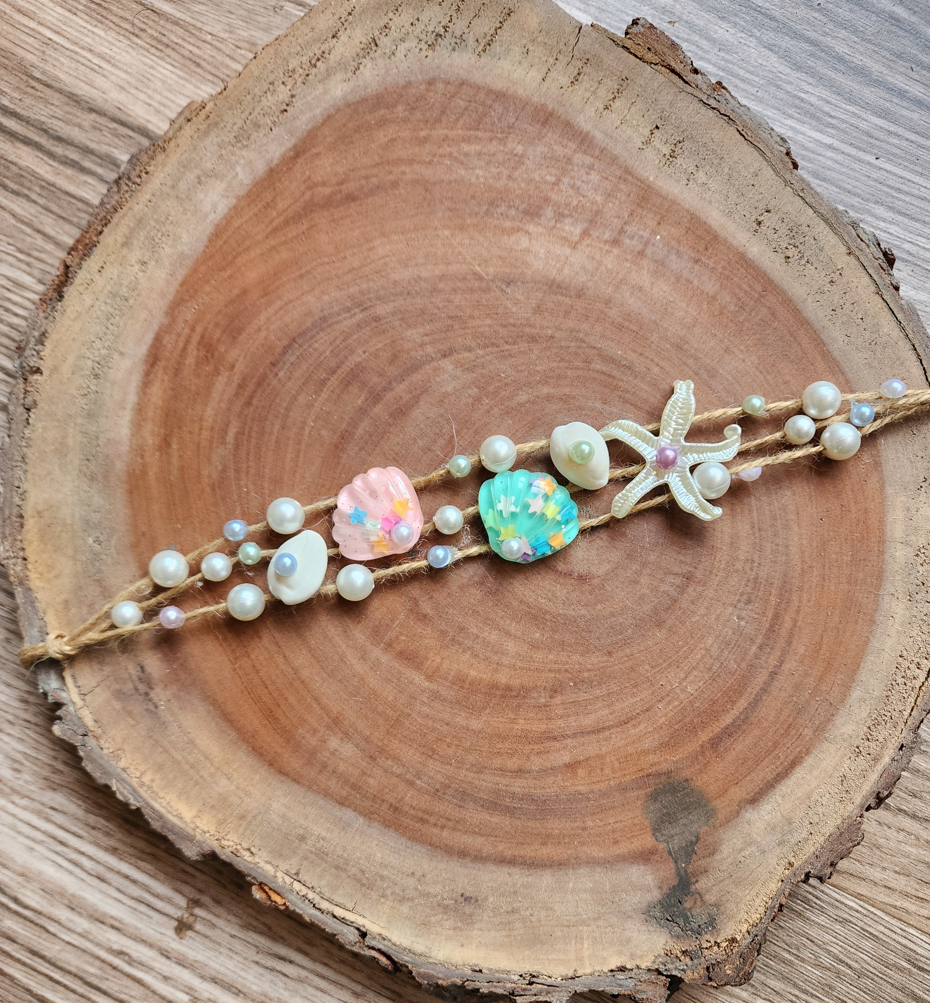 Murex sea shells halo