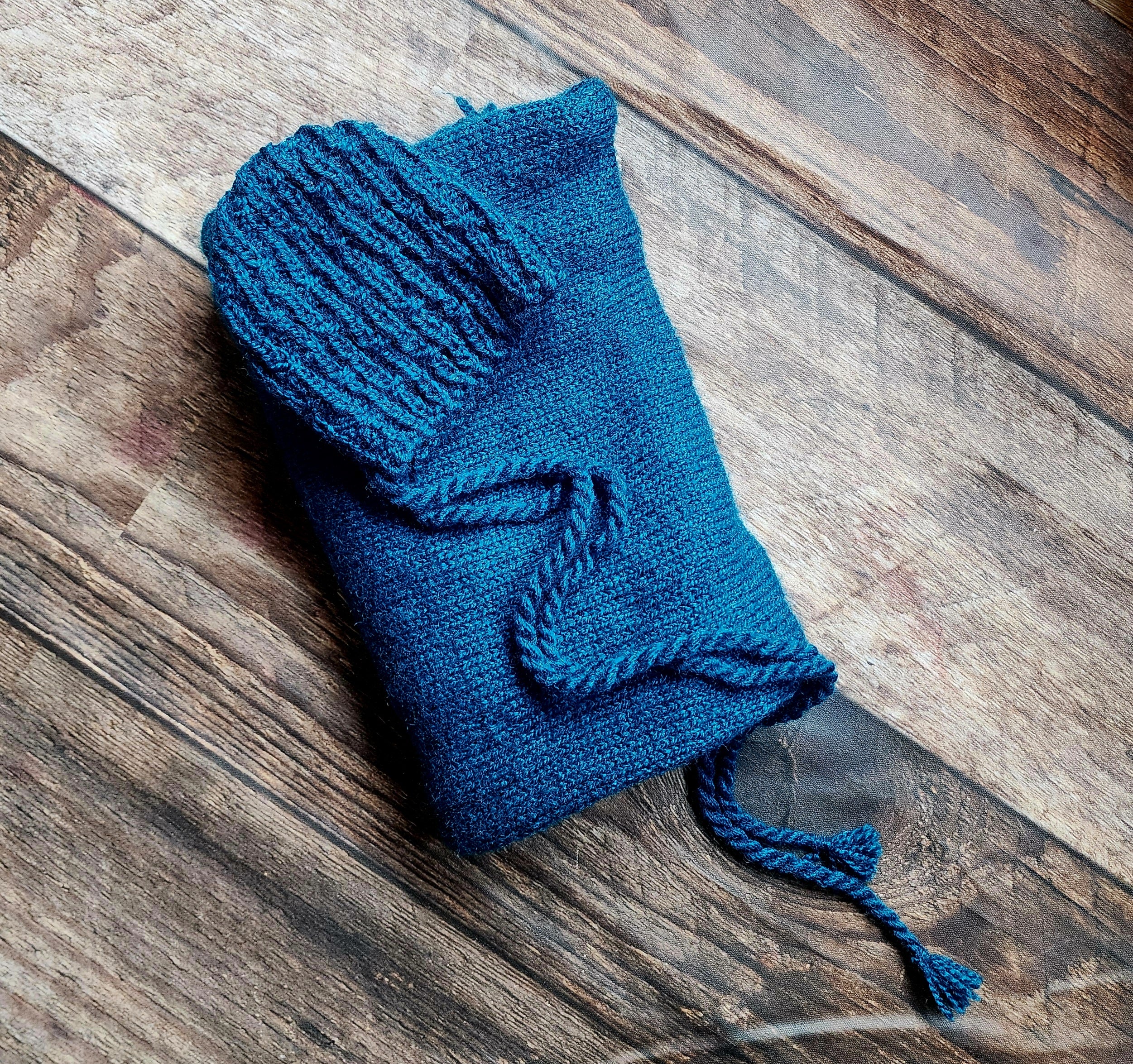 Knitted Wrap & Cap Set Type 1