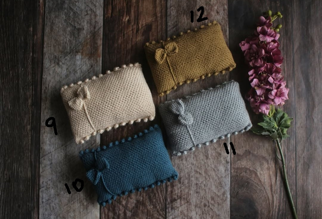 Knitted Pillows